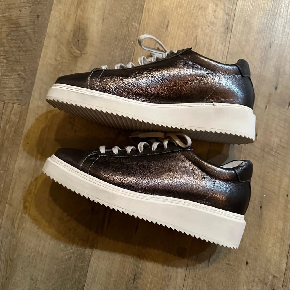 Homers Artisan Ista Metallic Sneaker